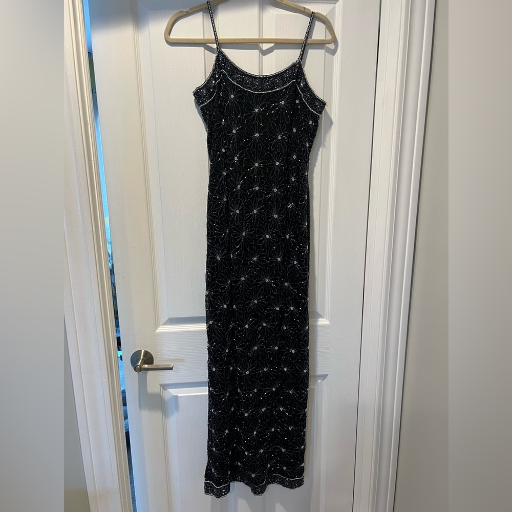 Fully Breaded black evening long gown Papell Boutique Evening size 6